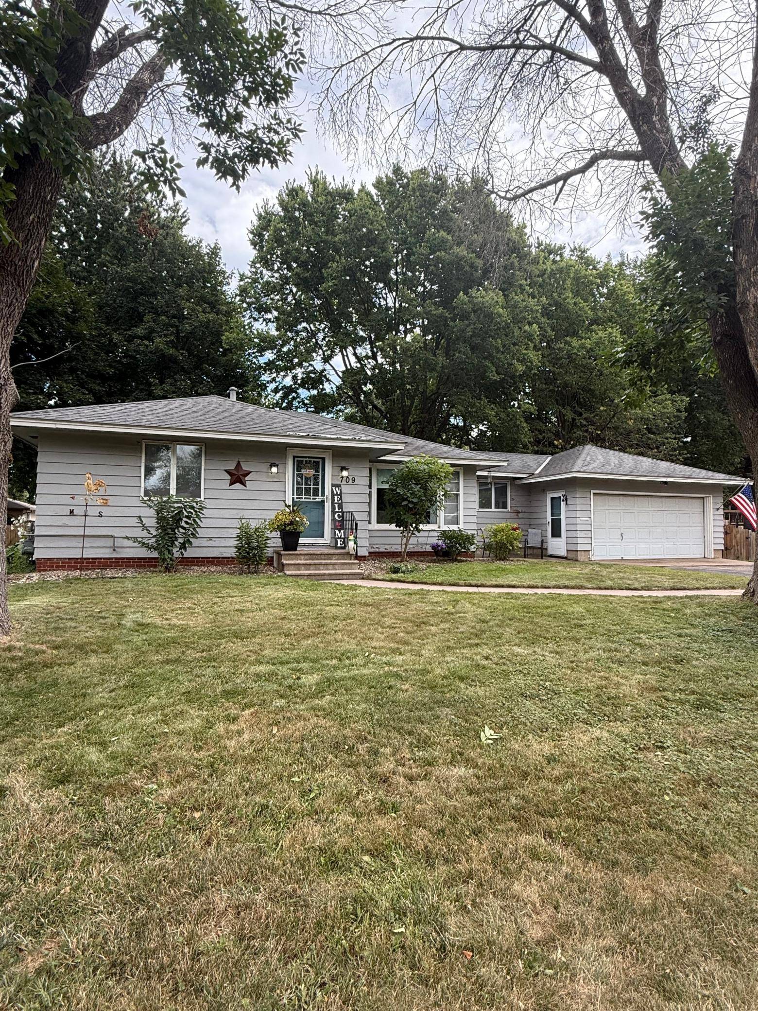 709 7th ST, Farmington, MN 55024