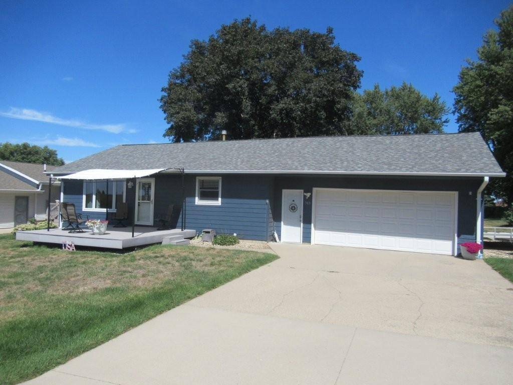 303 E 4th AVE, Beaver Creek, MN 56116