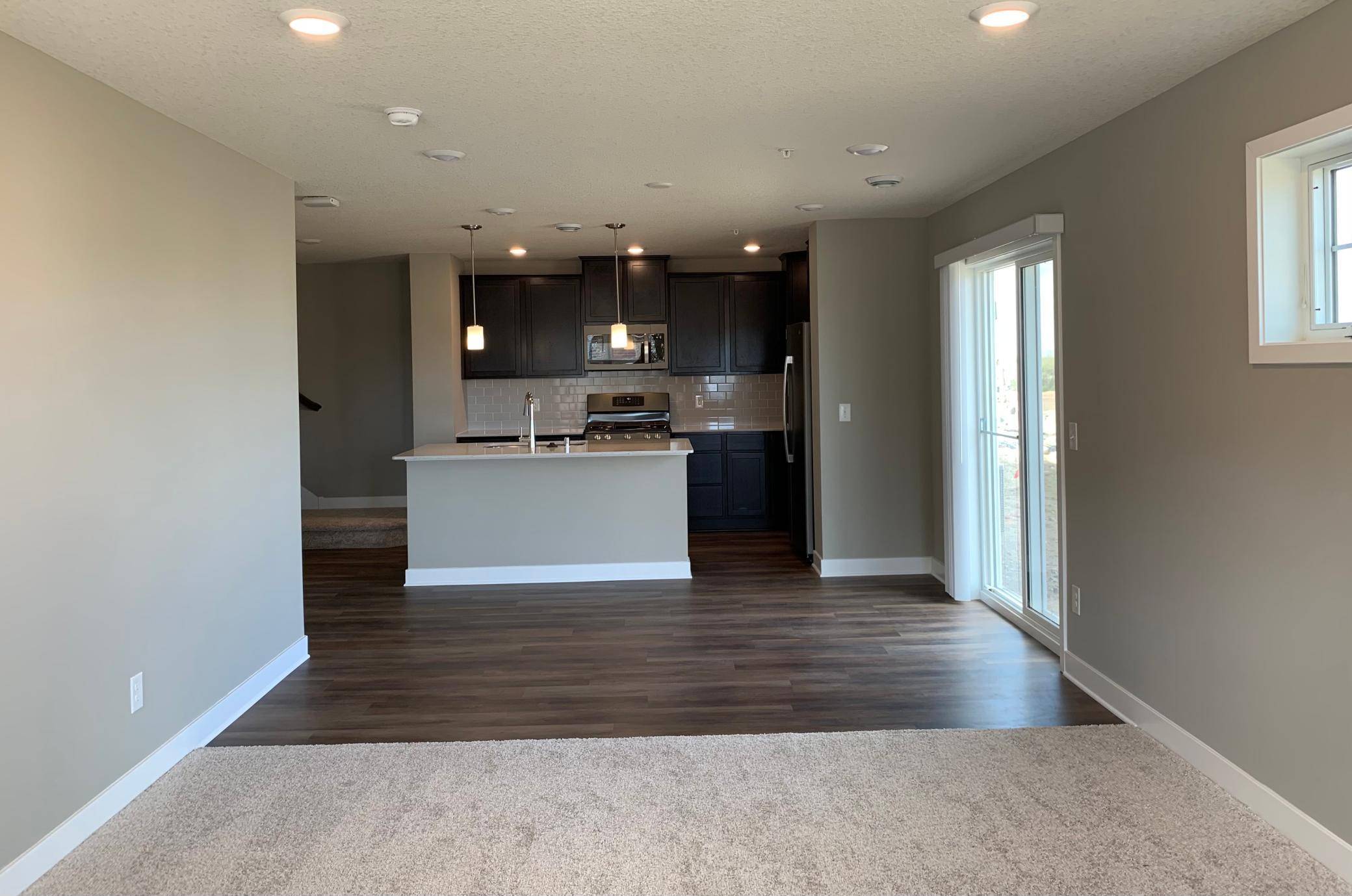4825 Martingale DR, Woodbury, MN 55129