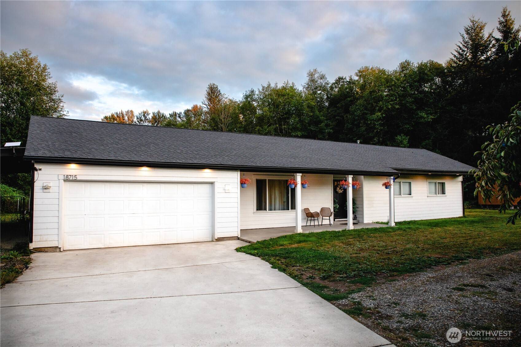 18715 Pioneer WAY E, Orting, WA 98360