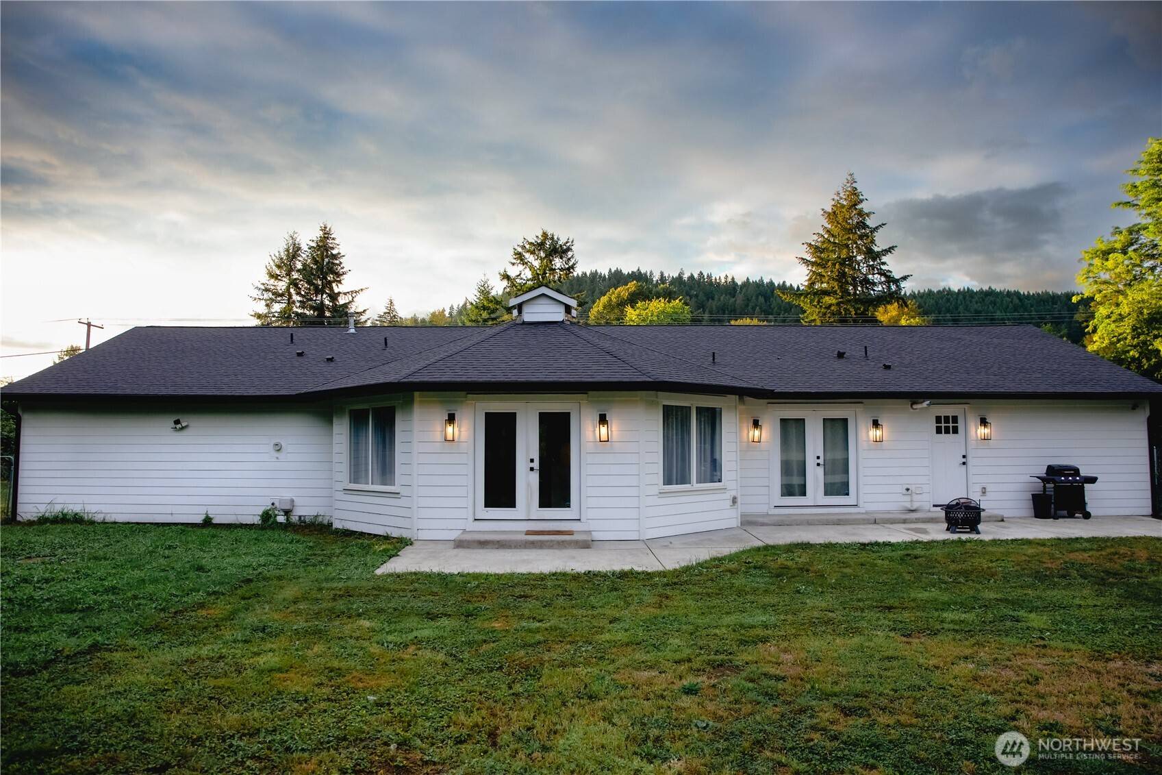 18715 Pioneer WAY E, Orting, WA 98360