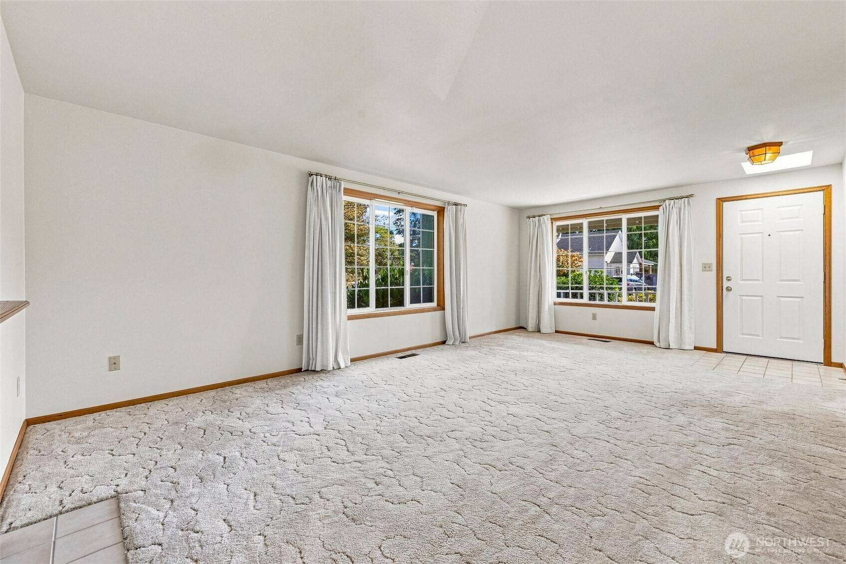 112 W 2nd ST #A, Everson, WA 98247