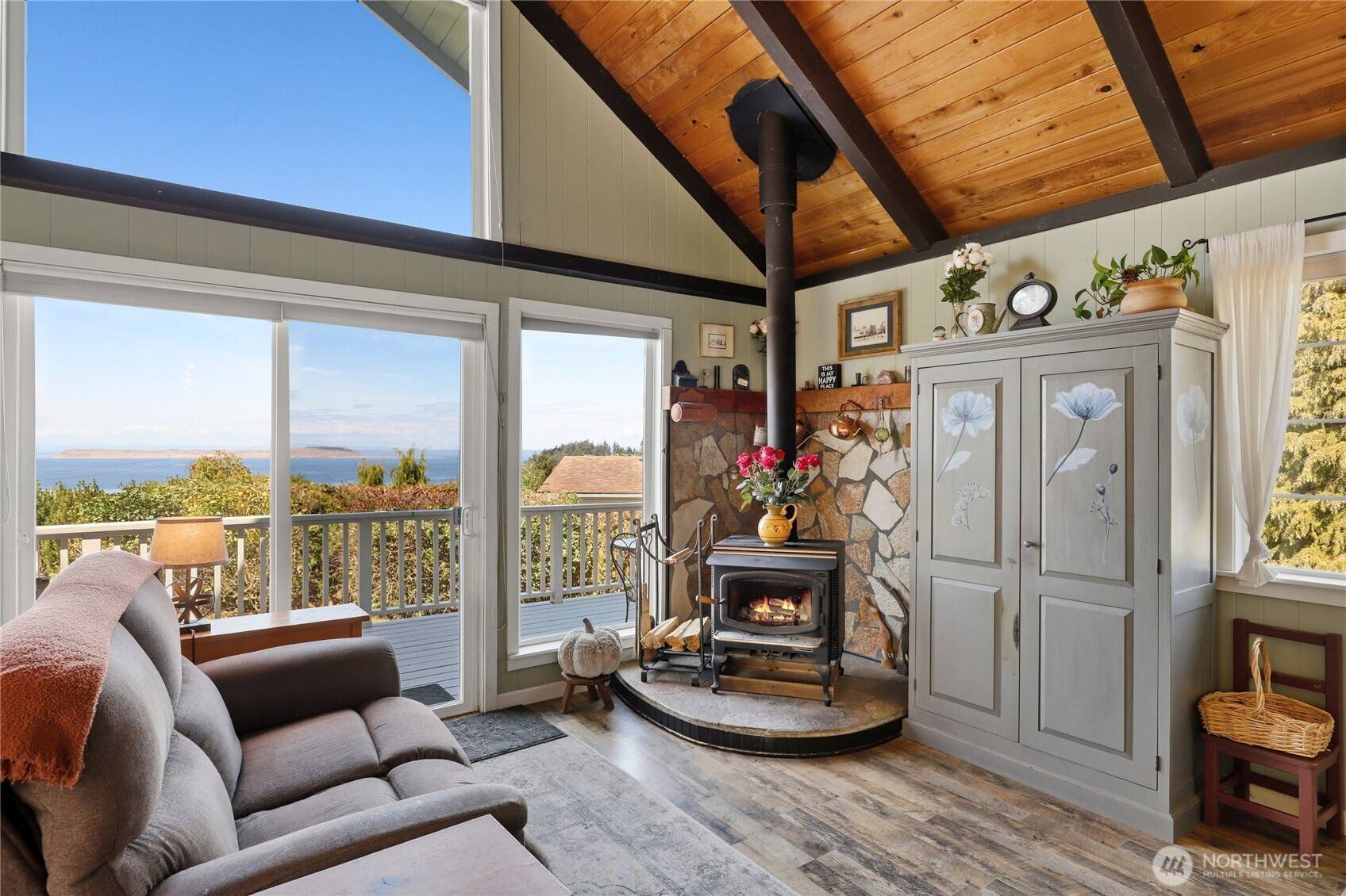 41 Hemlock DR, Port Townsend, WA 98368
