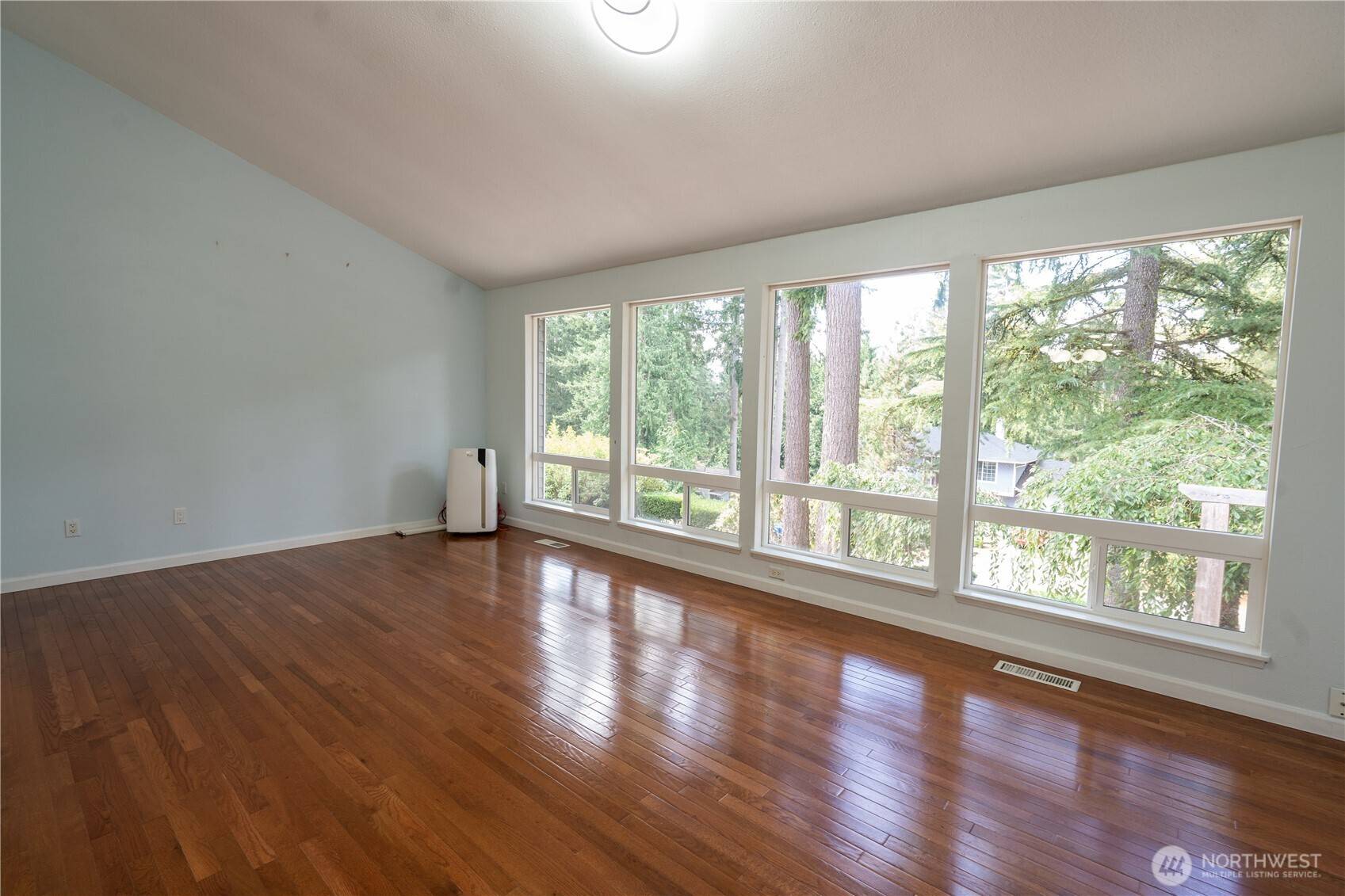 21719 NE 18th WAY, Sammamish, WA 98074