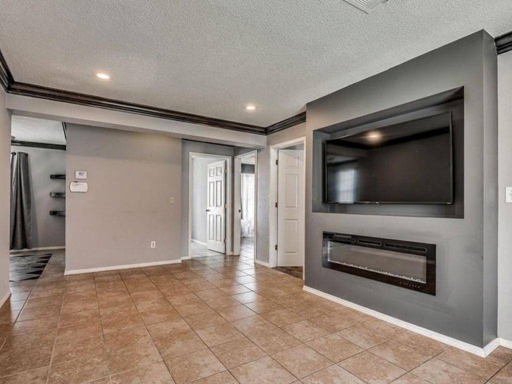 503 W Owens ST, El Reno, OK 73036