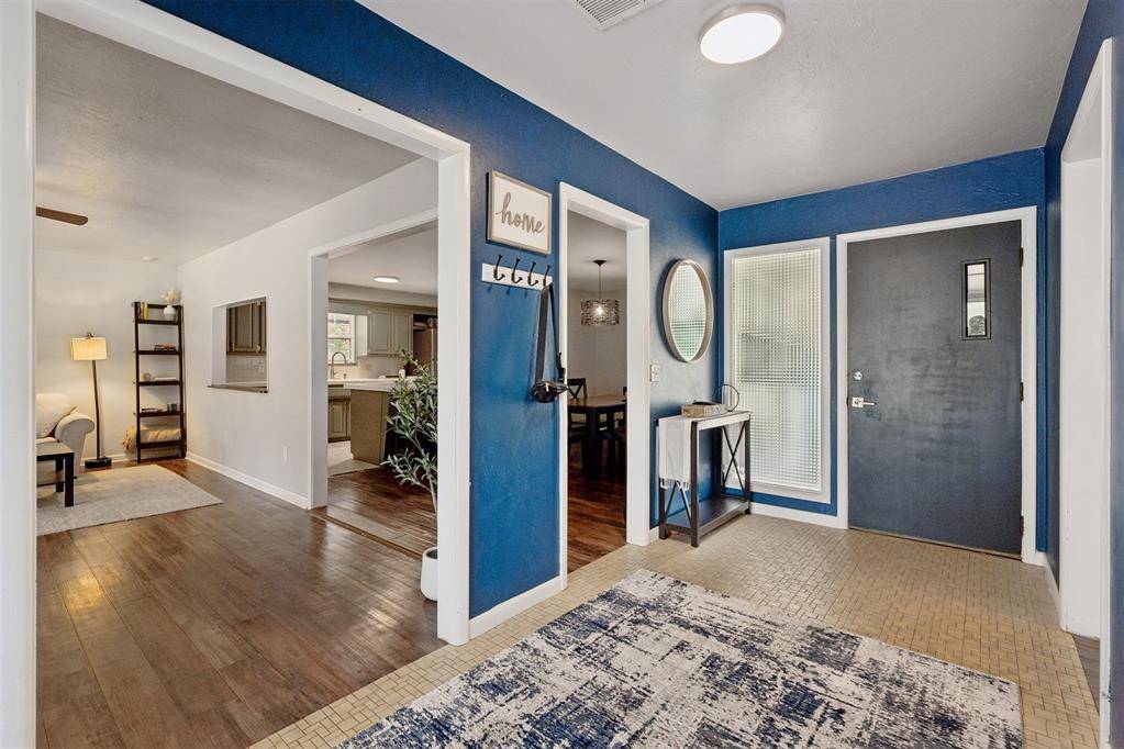 4052 NW 60th ST, Oklahoma City, OK 73112