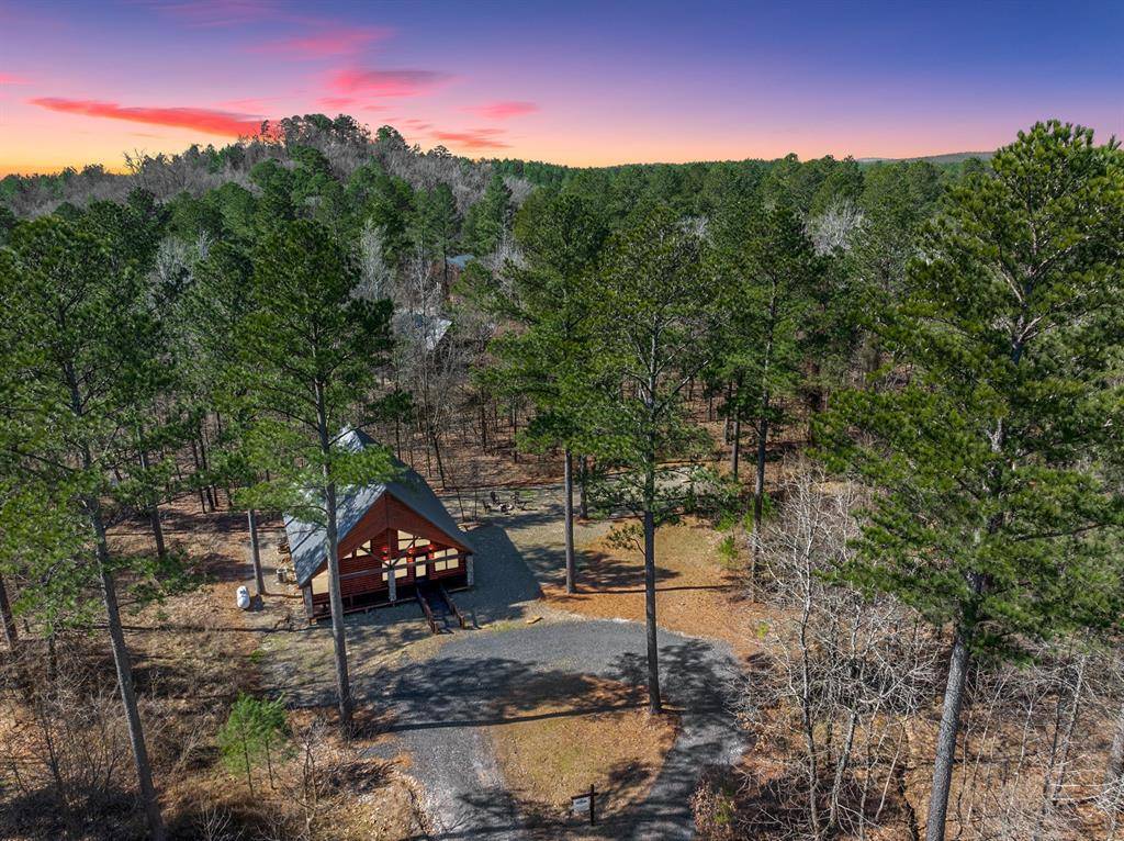 38 Rough Cut CIR, Broken Bow, OK 74728