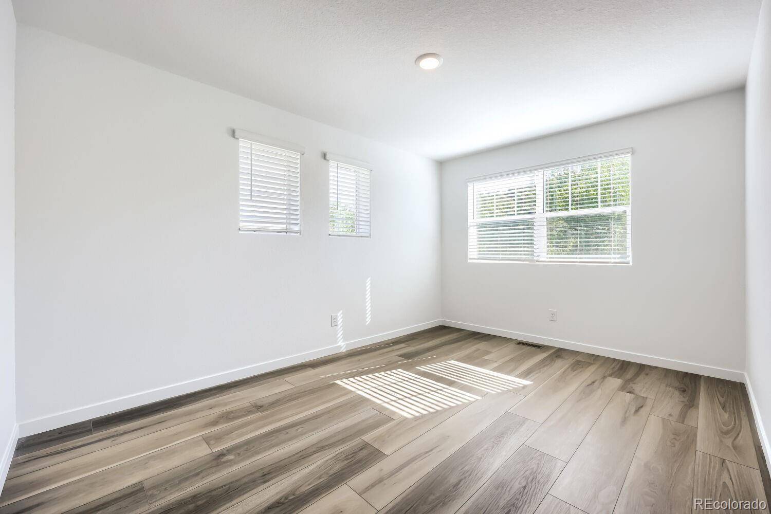 2664 Lower Crags PT, Colorado Springs, CO 80904