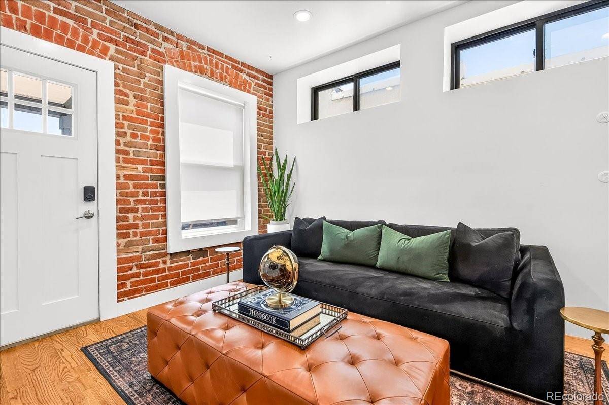 3317 Navajo ST, Denver, CO 80211