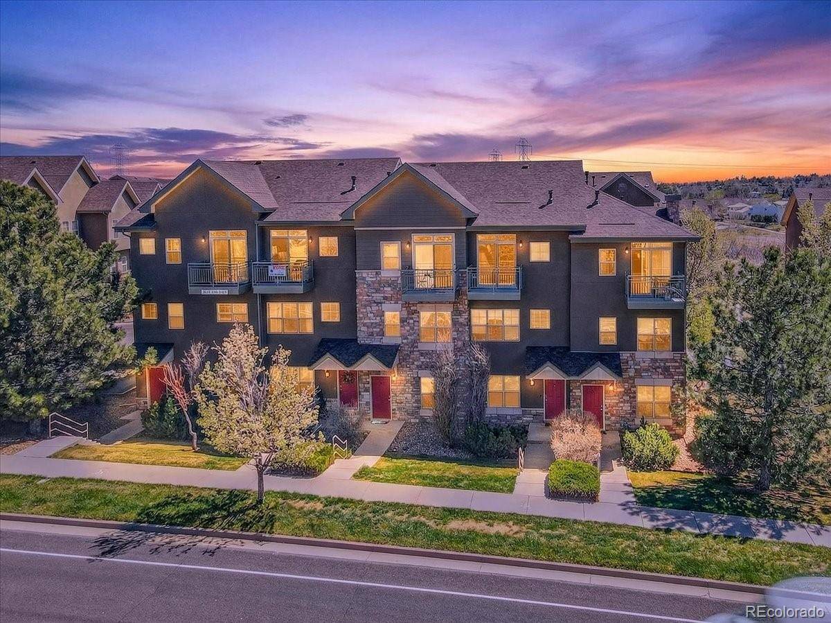 18767 E Yale CIR #B, Aurora, CO 80013