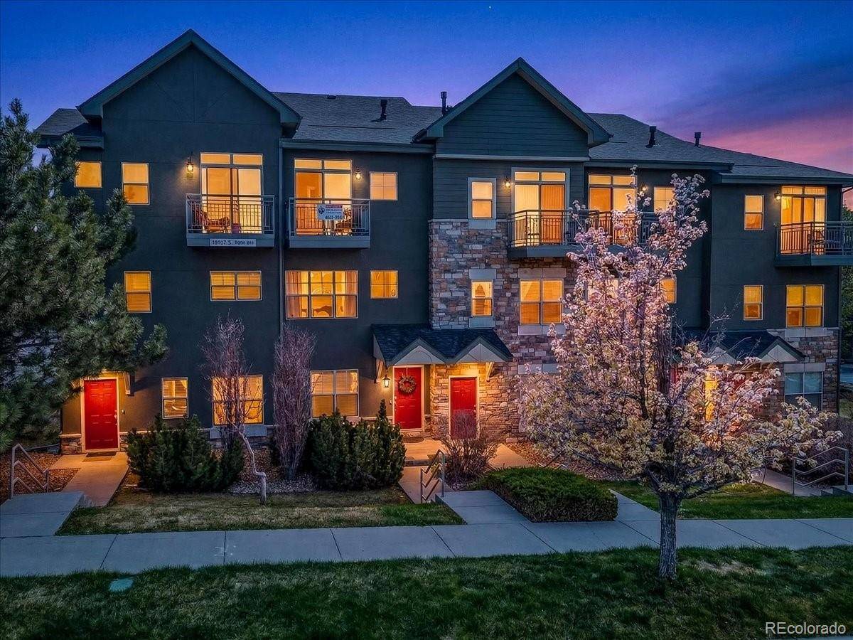18767 E Yale CIR #B, Aurora, CO 80013