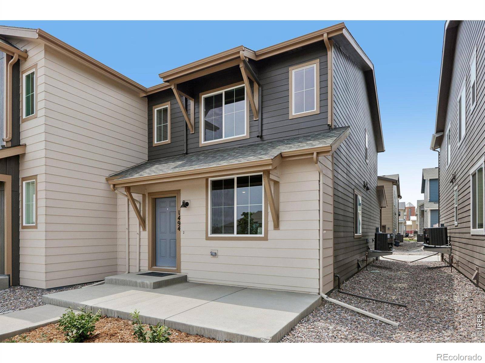 1494 Coral PL, Longmont, CO 80504