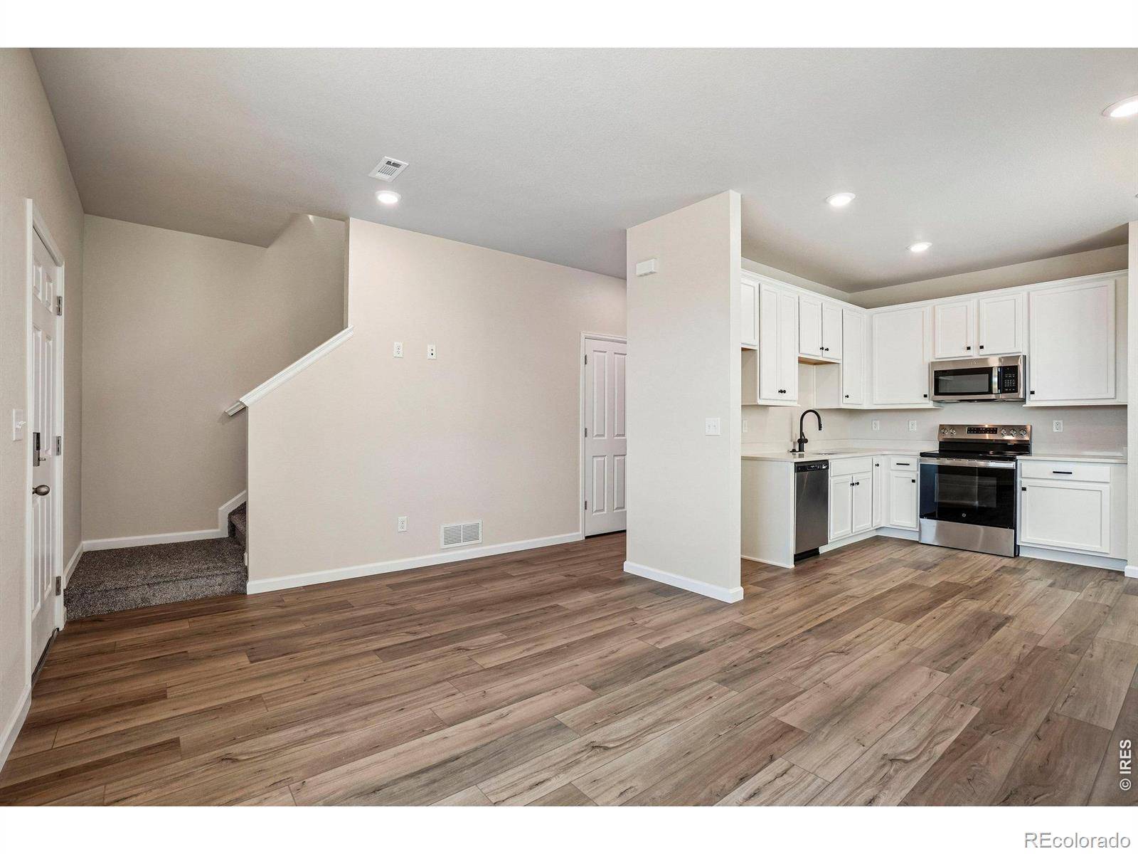 1478 Coral PL, Longmont, CO 80504