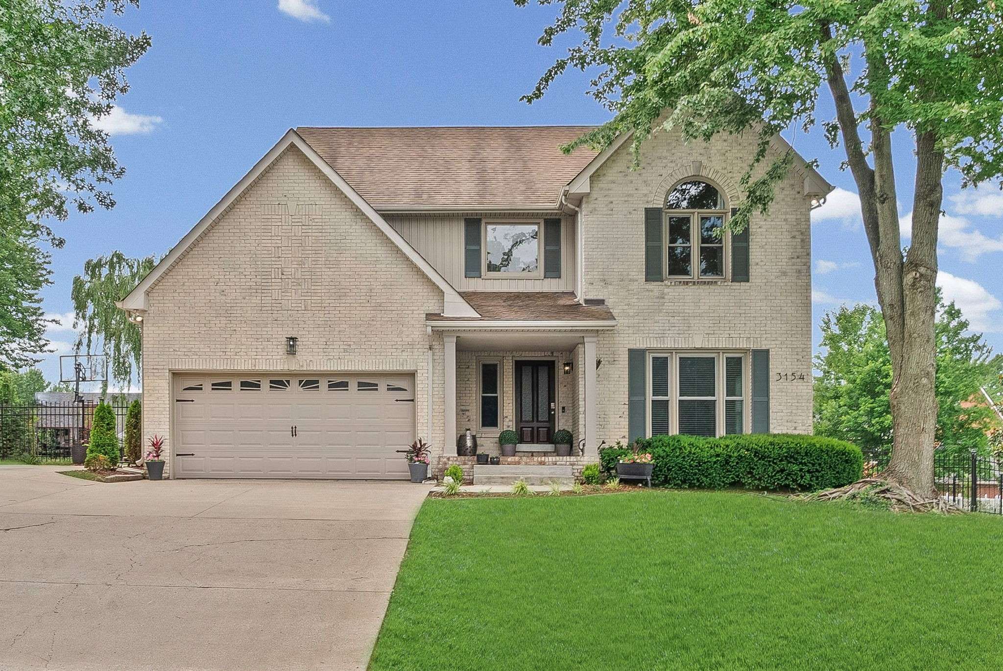 3154 Quincy Ln, Clarksville, TN 37043