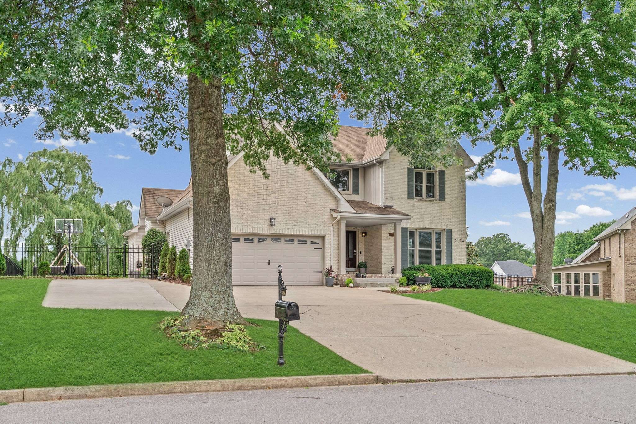 3154 Quincy Ln, Clarksville, TN 37043