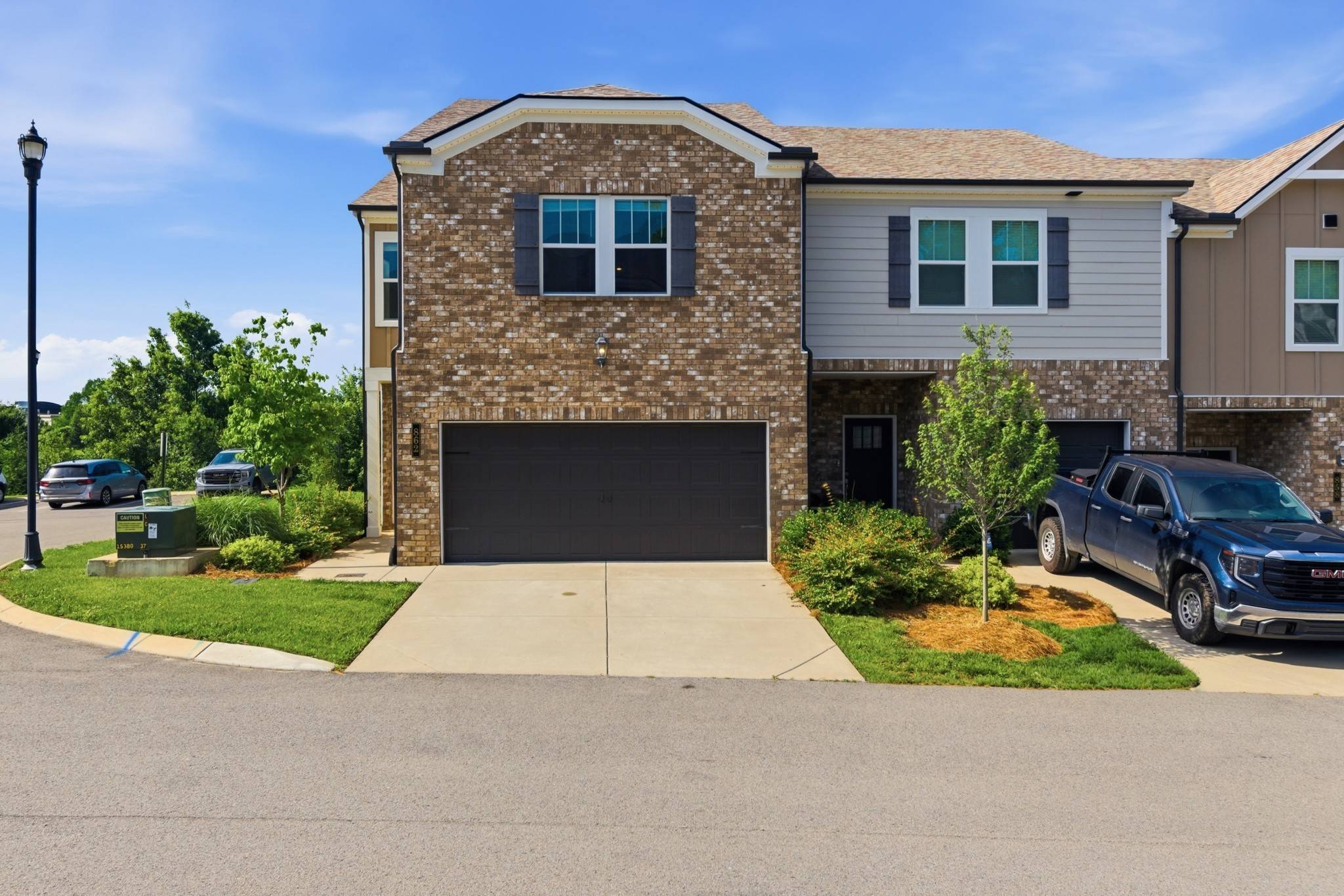 862 Longleaf Ln, Columbia, TN 38401