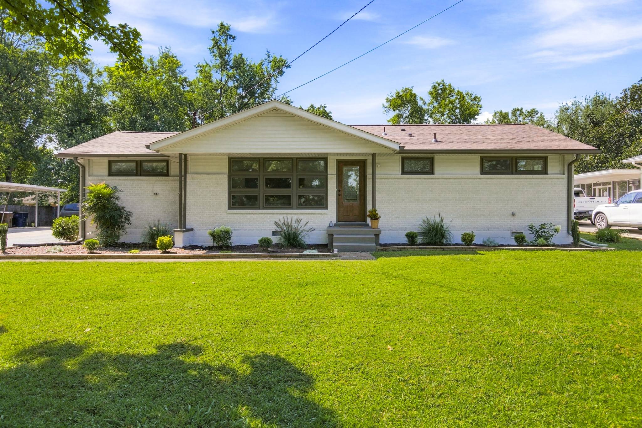525 Elysian Fields Rd, Nashville, TN 37211