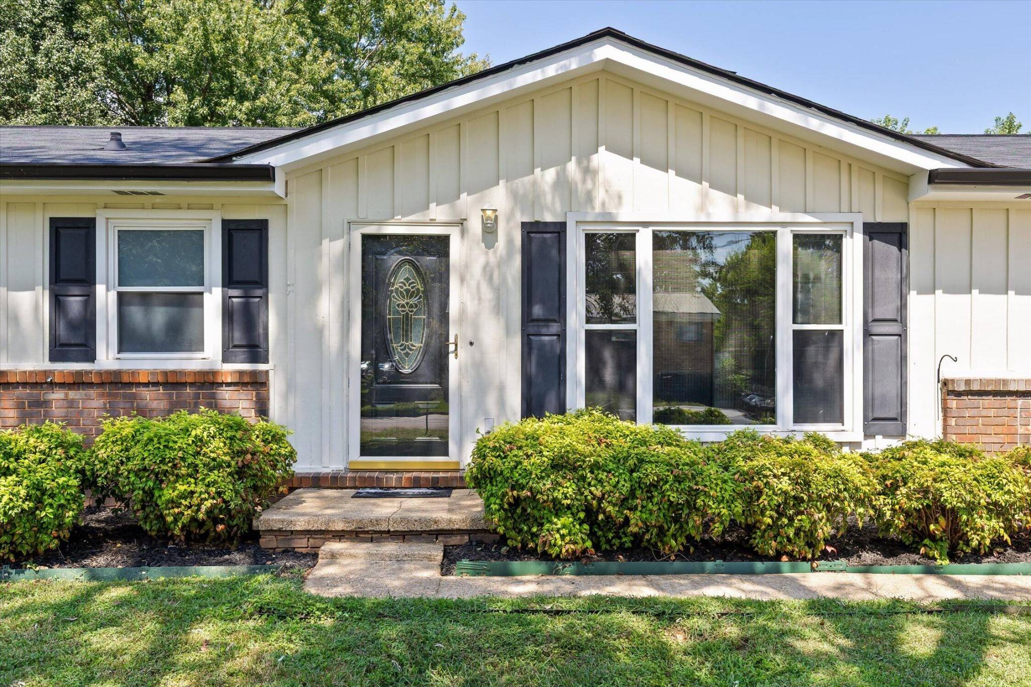 1389 Meadowood Drive, Hixson, TN 37343