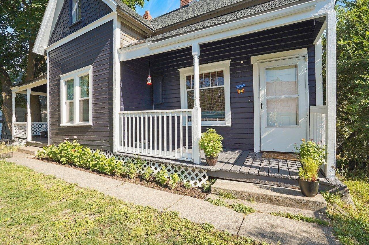 2815 E Queen Ave #2817 E Queen Ave Spokane WA 99217, Spokane, WA 99217