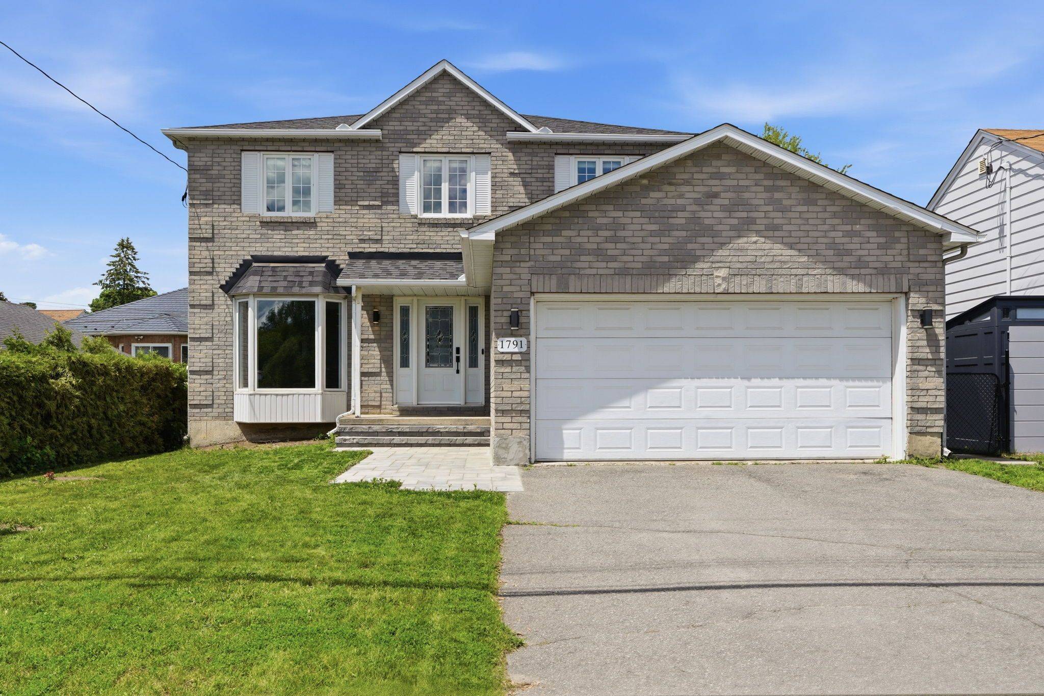1791 Queensdale AVE, Blossom Park - Airport And Area, ON K1T 1J7