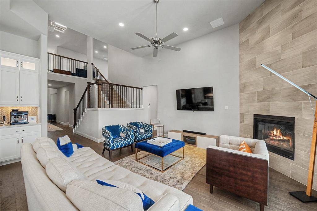 5200 Bradford Green Trail, Flower Mound, TX 75028