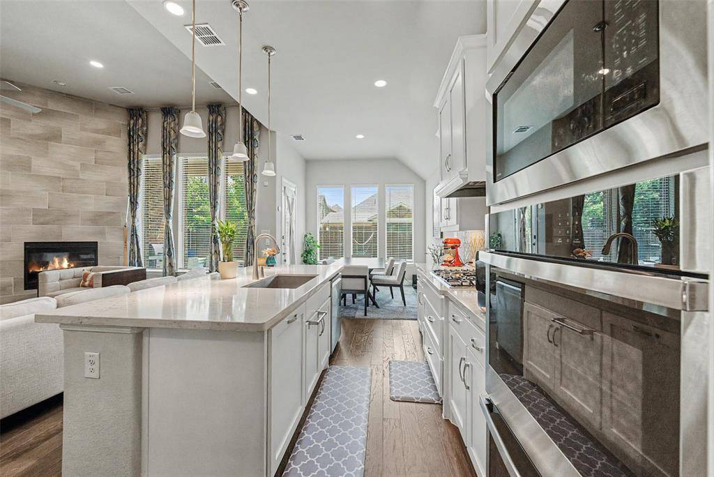 5200 Bradford Green Trail, Flower Mound, TX 75028