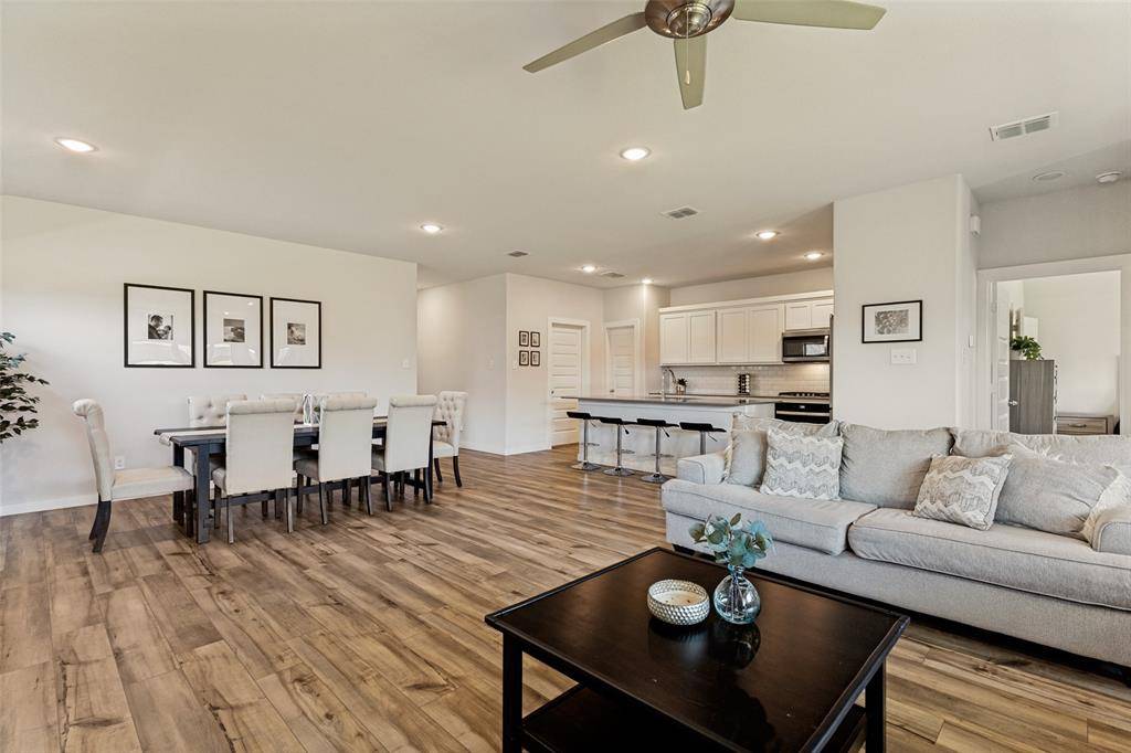1216 Nuevo Rancho Lane, Fort Worth, TX 76052