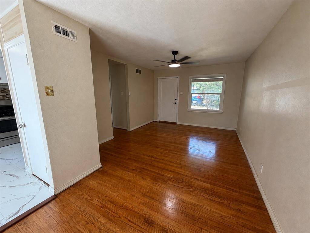 11214 Ulloa Lane, Dallas, TX 75228