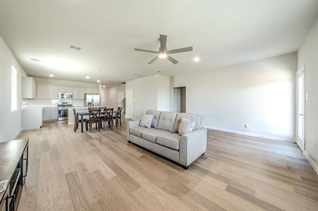 2230 Willowbank Drive, Forney, TX 75126