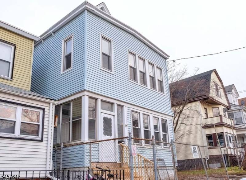 811 Parker St #1, Newark City, NJ 07104