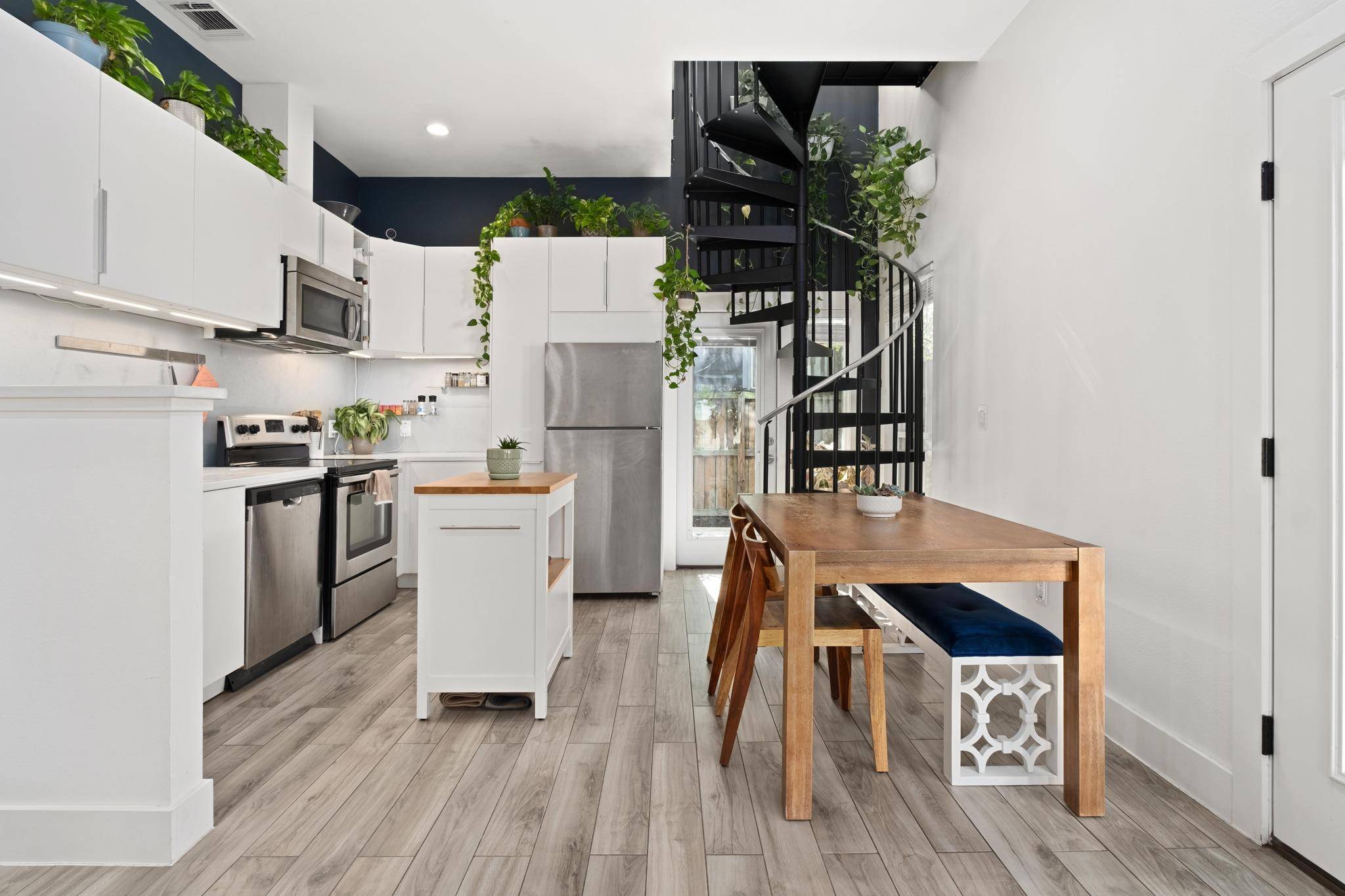 5502 Avenue F #B, Austin, TX 78751