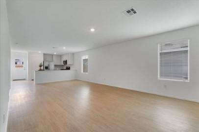 300 Twilight Breeze WAY, Hutto, TX 78634