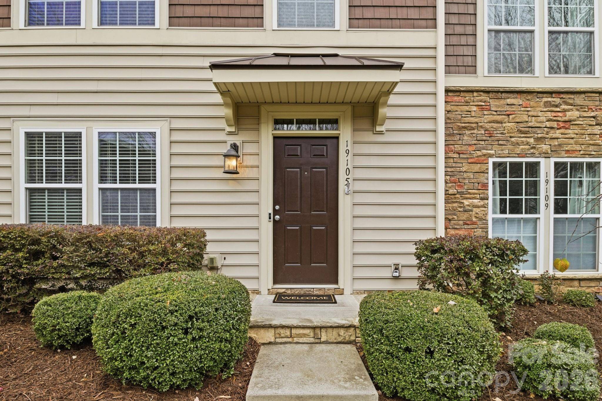 19105 Chandlers Landing DR, Cornelius, NC 28031