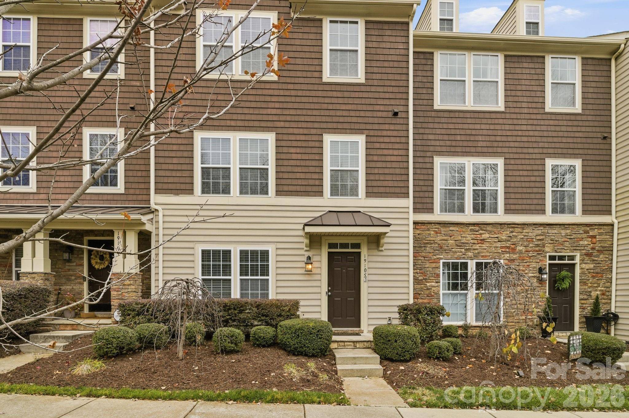 19105 Chandlers Landing DR, Cornelius, NC 28031