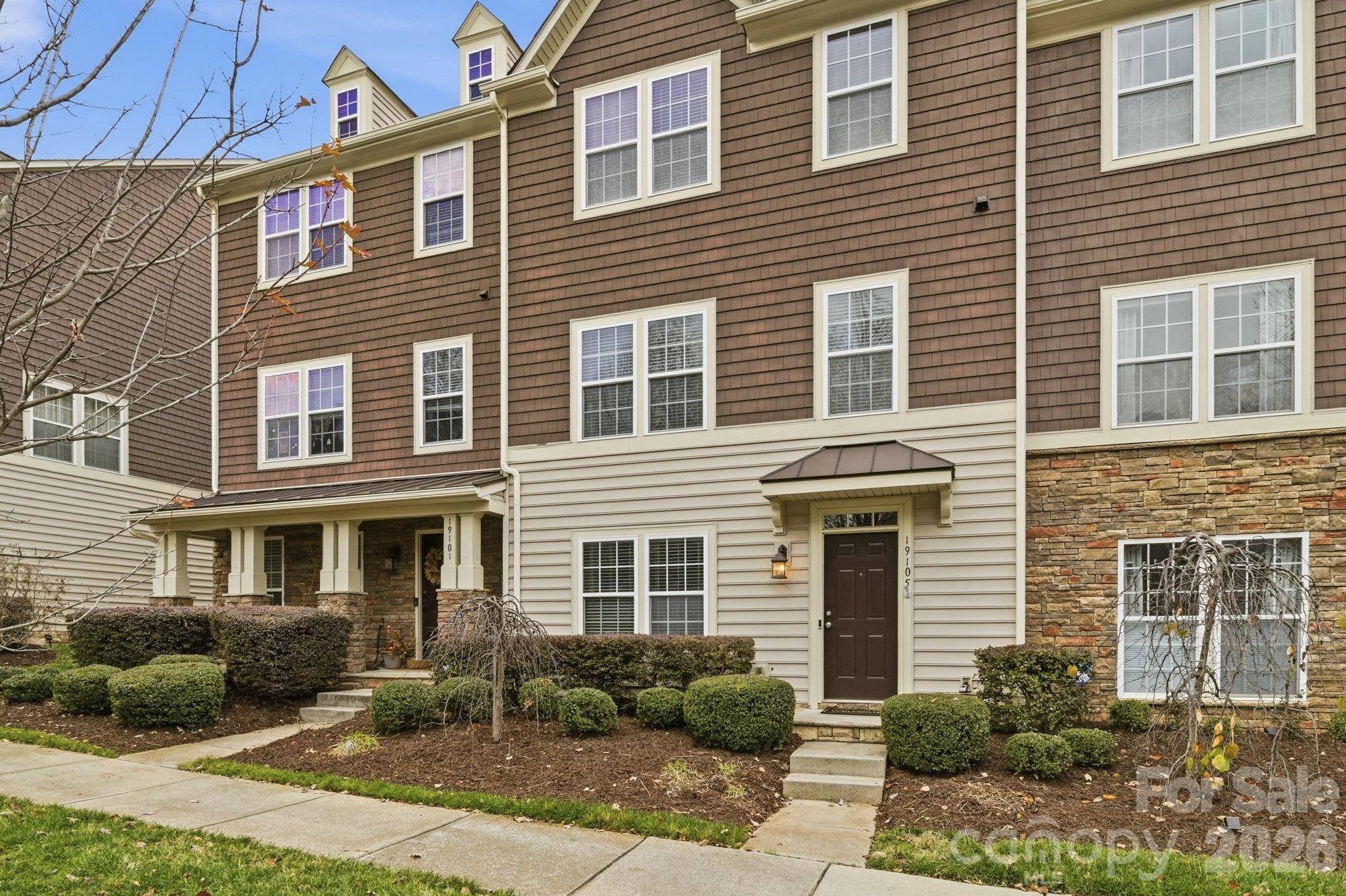 19105 Chandlers Landing DR, Cornelius, NC 28031