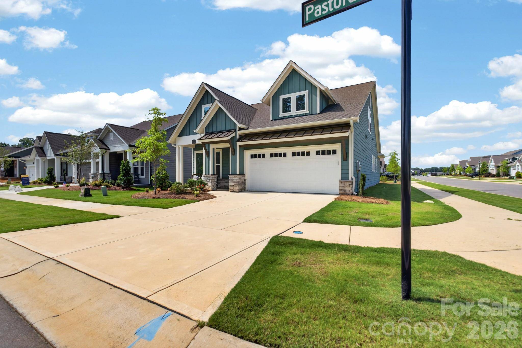 1002 Pastoral PL, Waxhaw, NC 28173