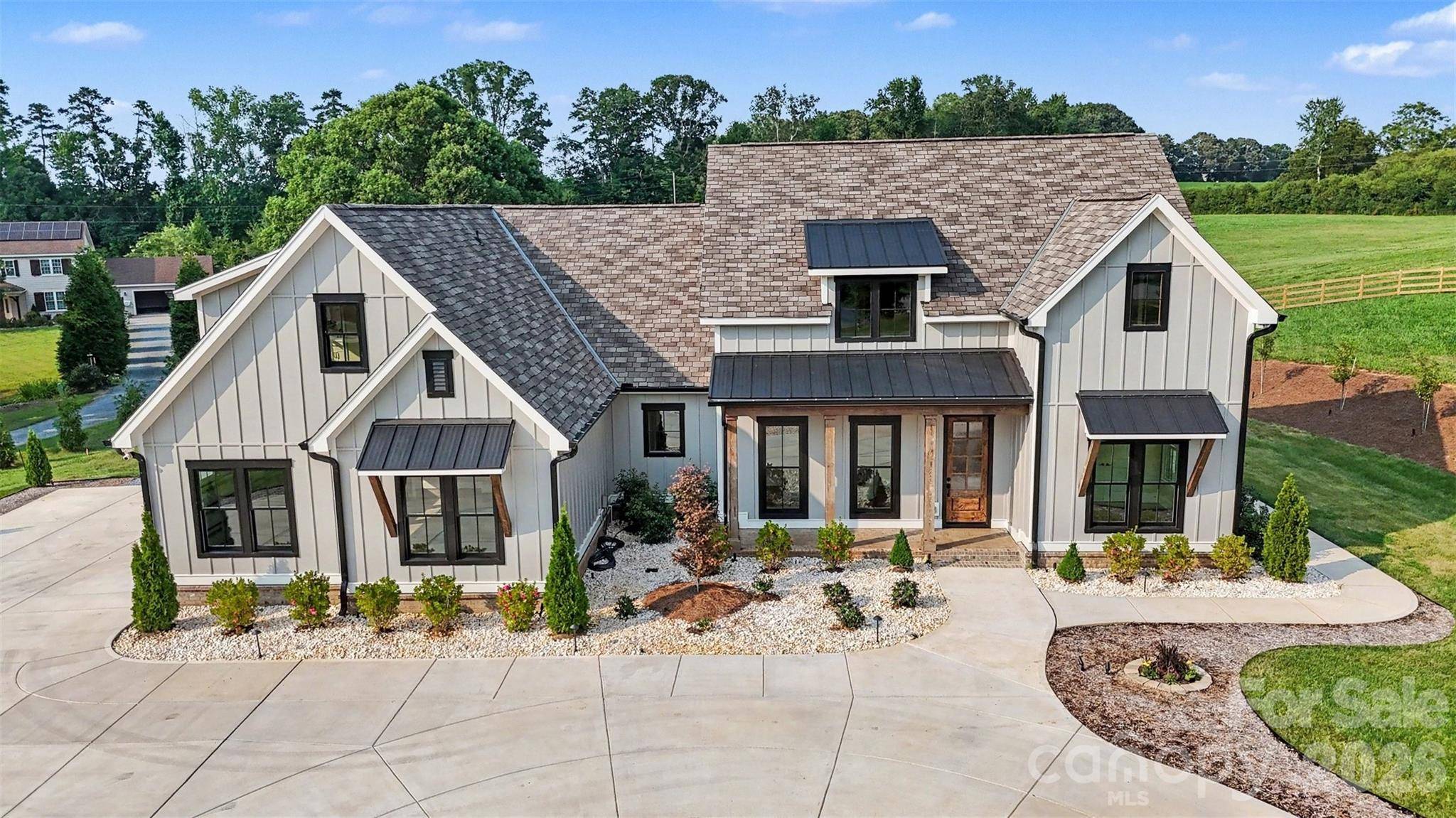 1012 Marthas Meadow LN, Monroe, NC 28112