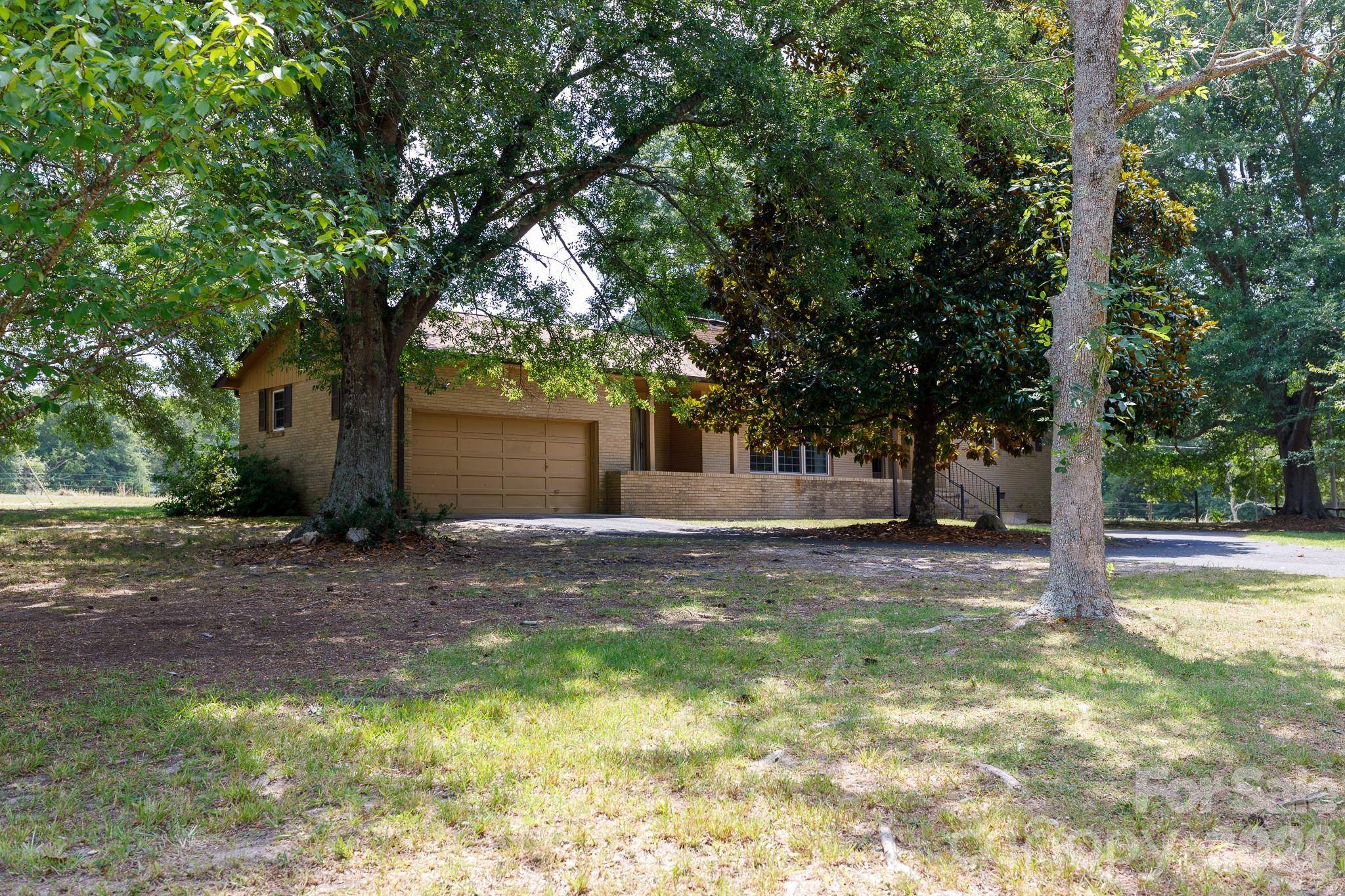 410 Ole Simpson PL, Catawba, SC 29704