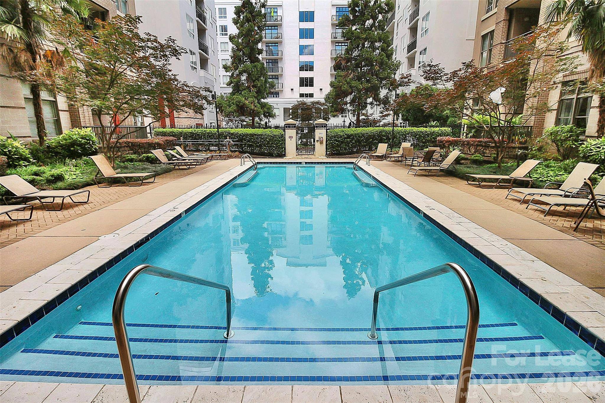 718 W Trade ST #409, Charlotte, NC 28202