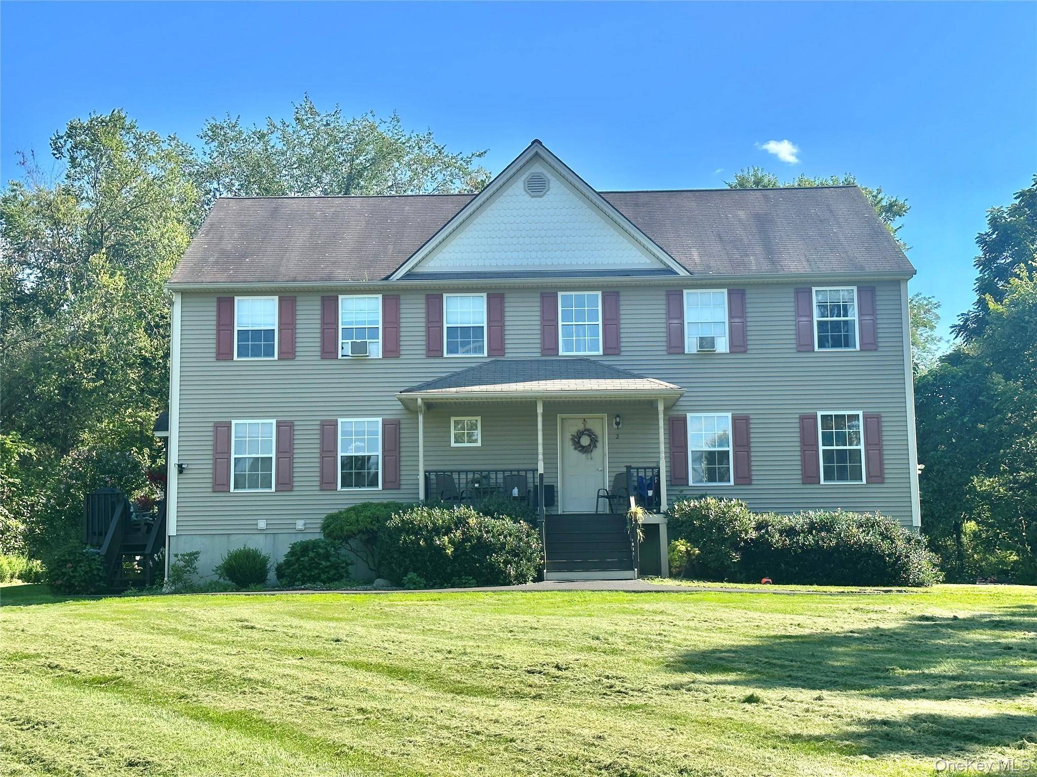 2 Bel Air DR #1, Wallkill, NY 12589