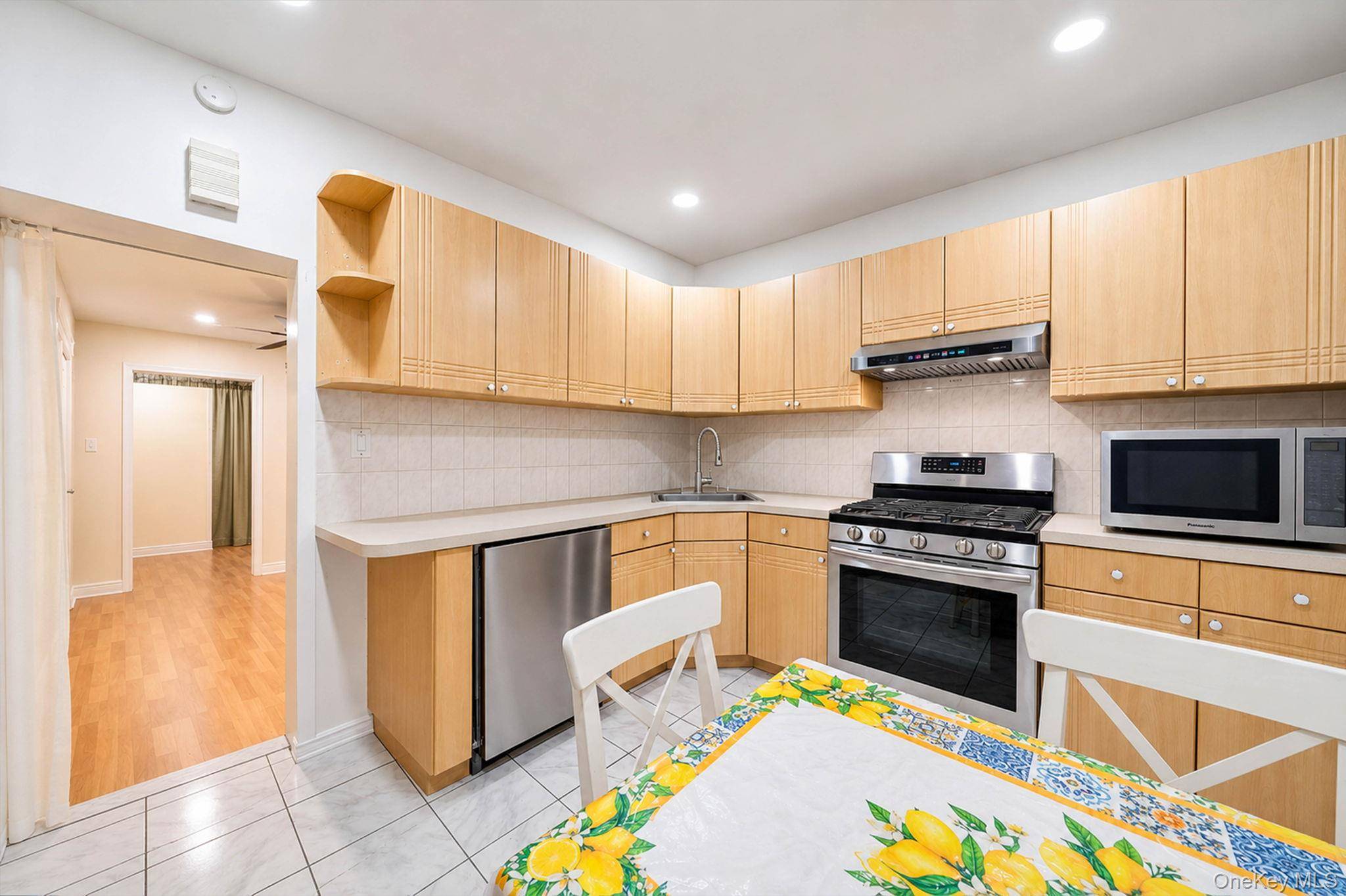 105 Hale AVE, Brooklyn, NY 11208
