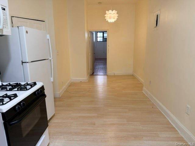 38-38 29th ST, Long Island City, NY 11101
