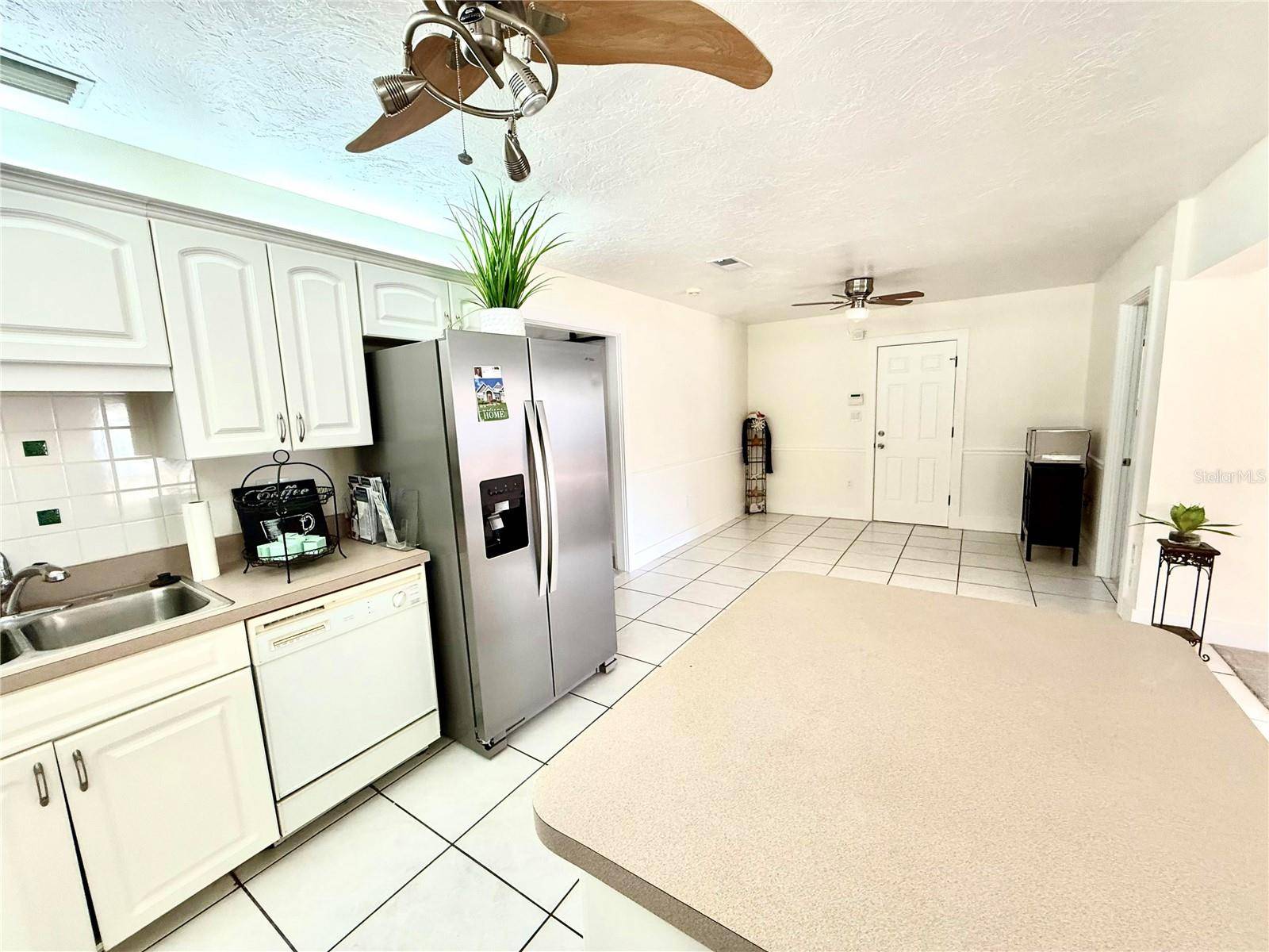 3715 SHARONDALE DR, Sarasota, FL 34232