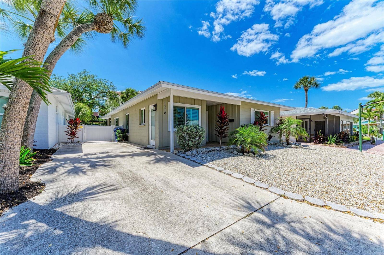 1218 MOONMIST CIR #S2, Sarasota, FL 34242