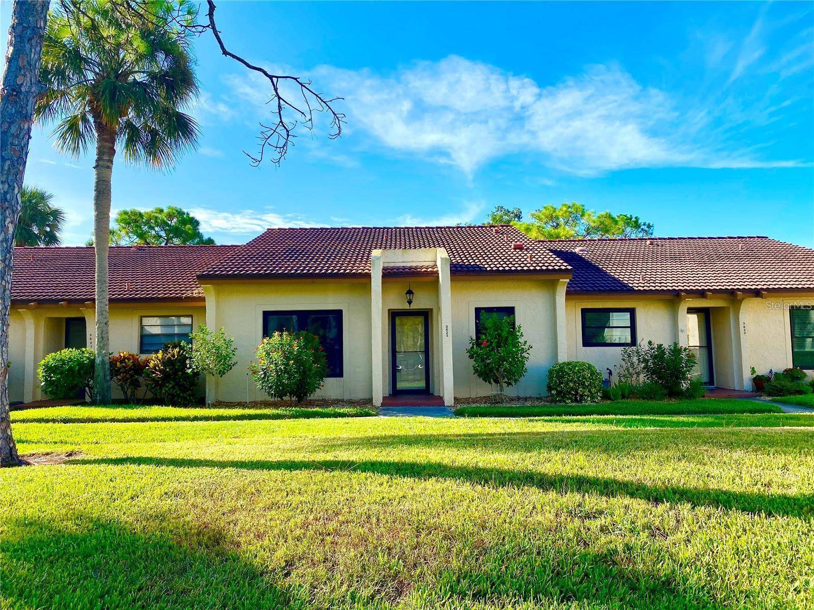 3625 LONGMEADOW #40, Sarasota, FL 34235