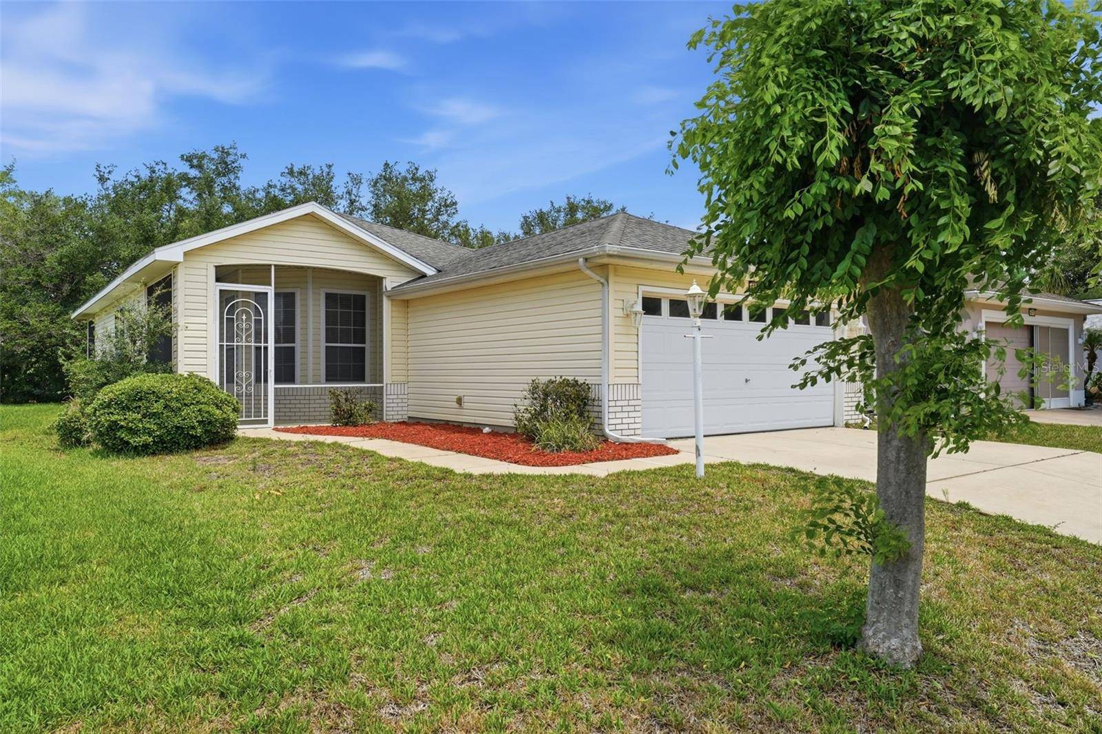 4962 RAINBOW TROUT RD, Tavares, FL 32778