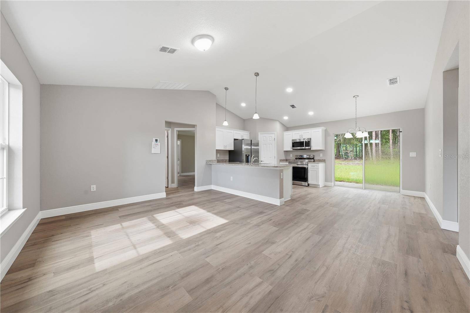 9636 N COUNTRY CLUB WAY, Citrus Springs, FL 34434