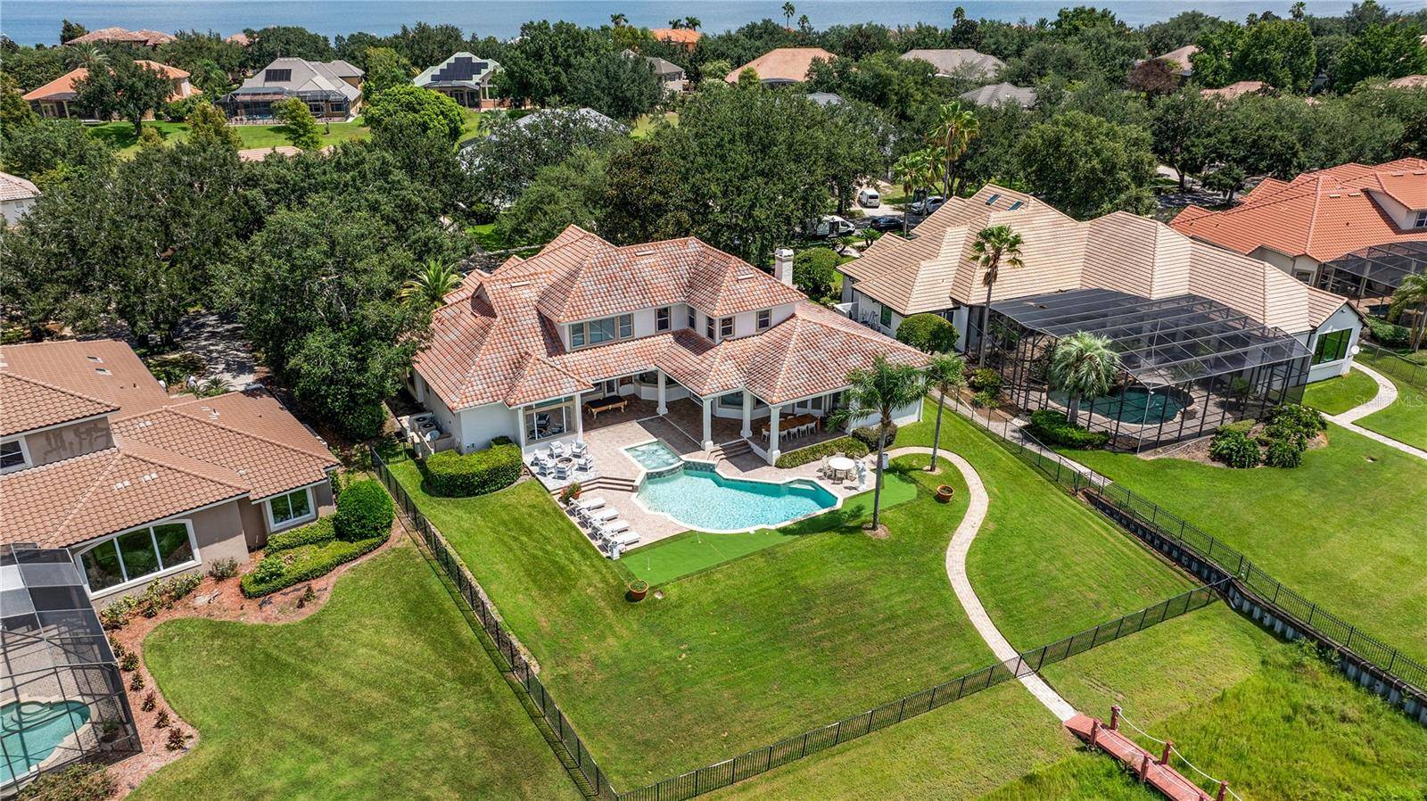 9233 SOUTHERN BREEZE DR, Orlando, FL 32836