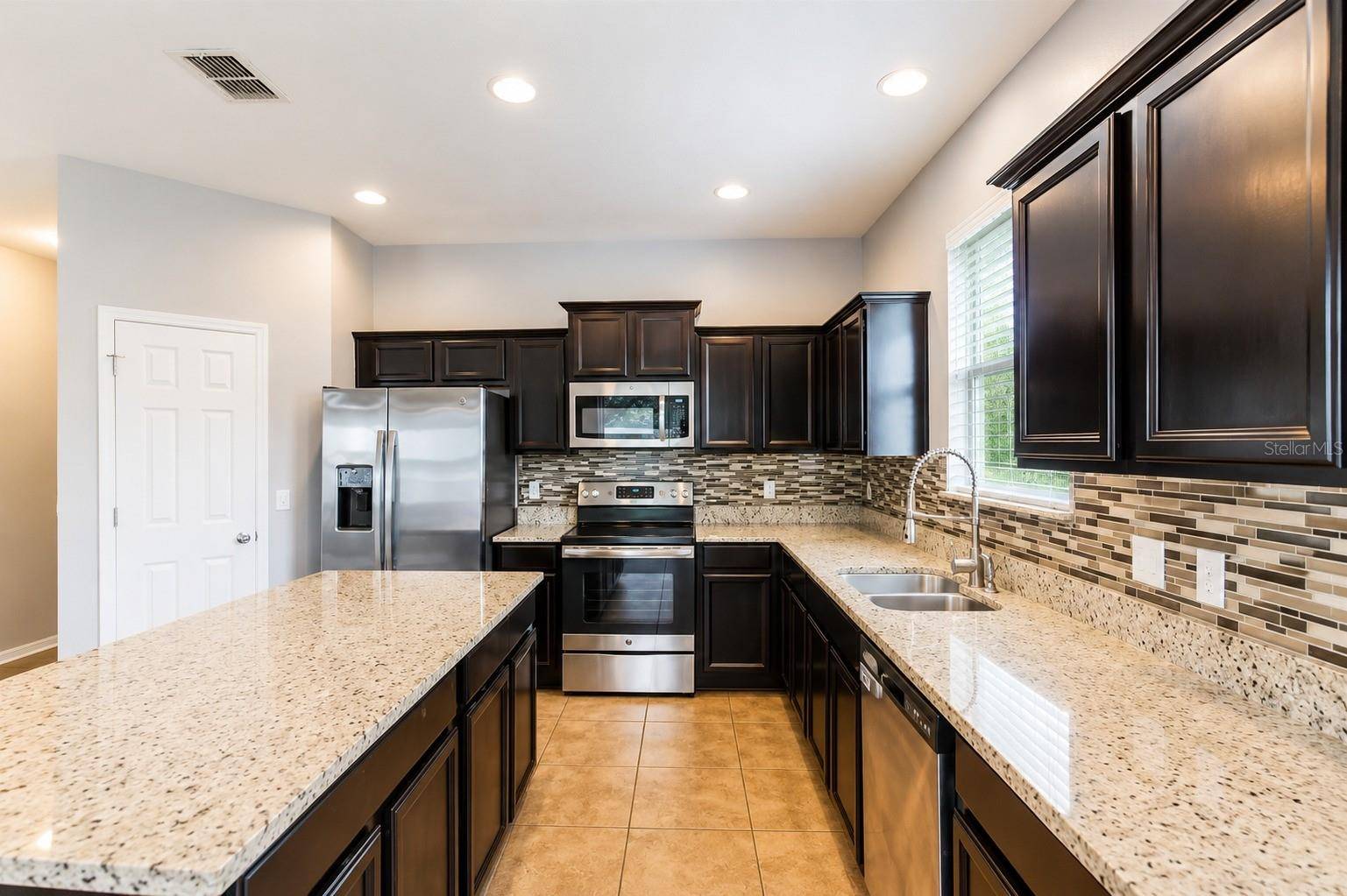 3818 SPIRITED CIR, St Cloud, FL 34772