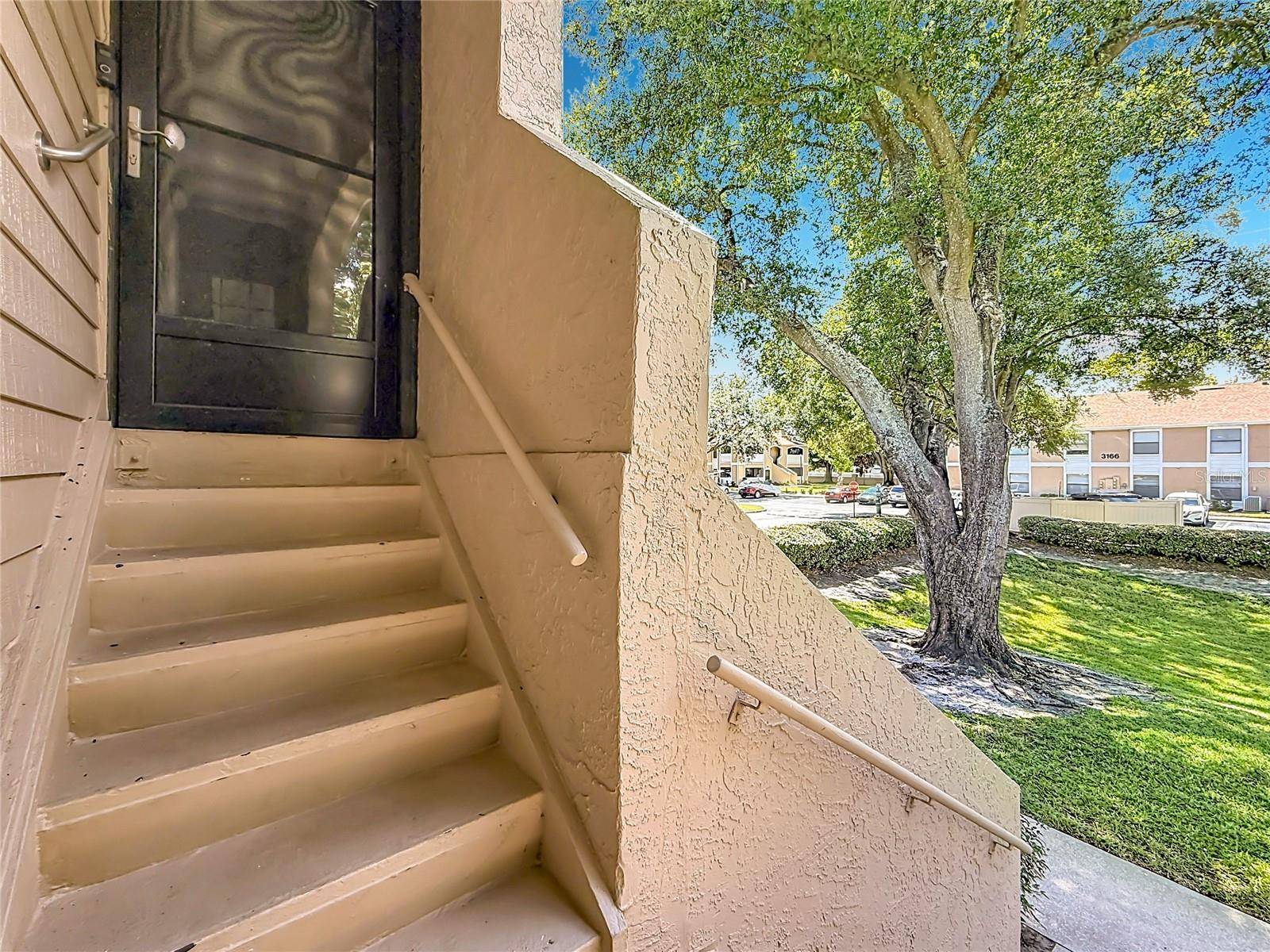 2936 S SEMORAN BLVD #105, Orlando, FL 32822